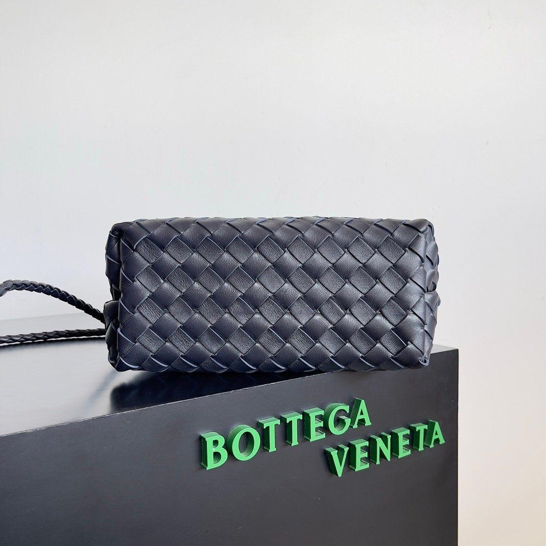 Bottega Veneta Small Andiamo Navy - Afbeelding 4