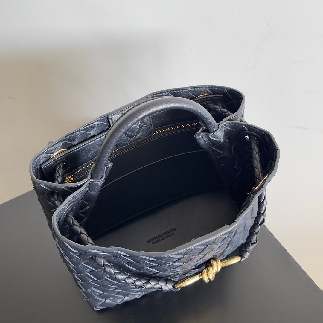 Bottega Veneta Small Andiamo Navy - Afbeelding 5