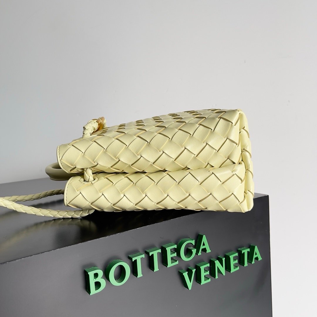 Bottega Veneta Small Andiamo Butter Yellow - Afbeelding 2