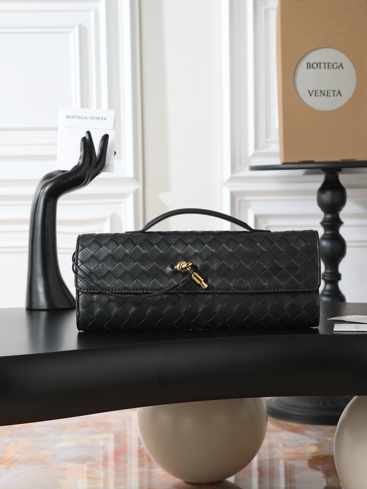Bottega Veneta Andiamo Clutch Black