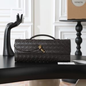 Bottega Veneta Andiamo Clutch Dark Brown