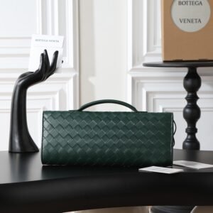 Alternative view of Bottega Veneta Andiamo Clutch Green
