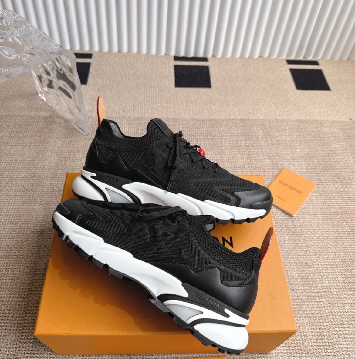 Louis Vuitton Runner Tatic Black/White - Afbeelding 3