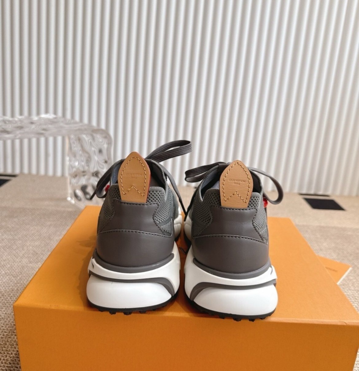 Louis Vuitton Runner Tatic Grey/White - Afbeelding 6