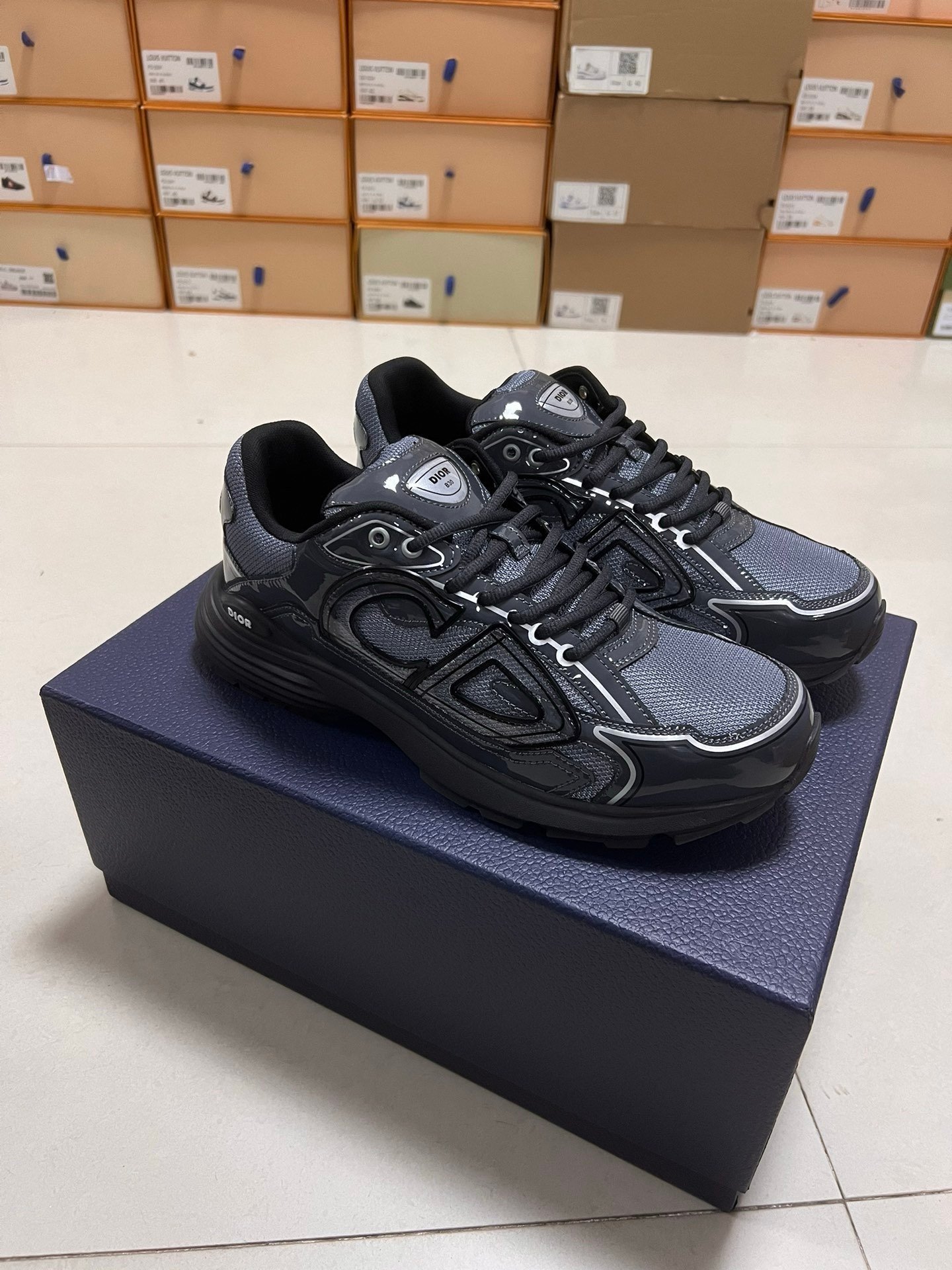 Dior B30 Reflective Patent Grey - Afbeelding 3