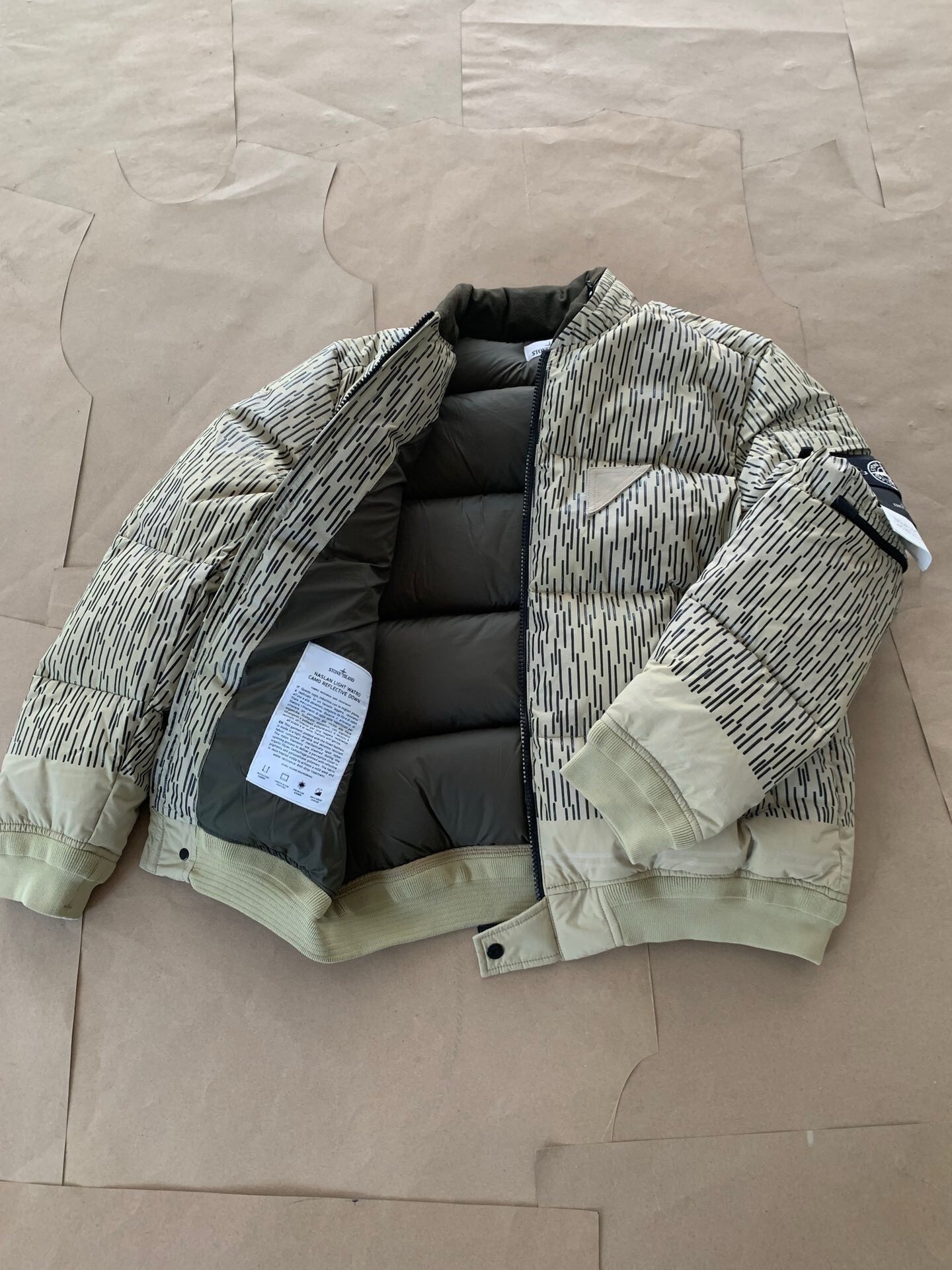 Stone Island Rain Camo Down Jacket - Afbeelding 4