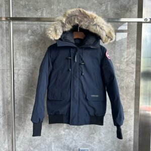 Alternative view of Canada Goose Chilliwack Bomber Jacket Navy