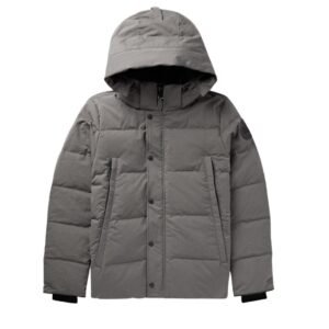 Canada Goose Wyndham Parka Graphite Black Label