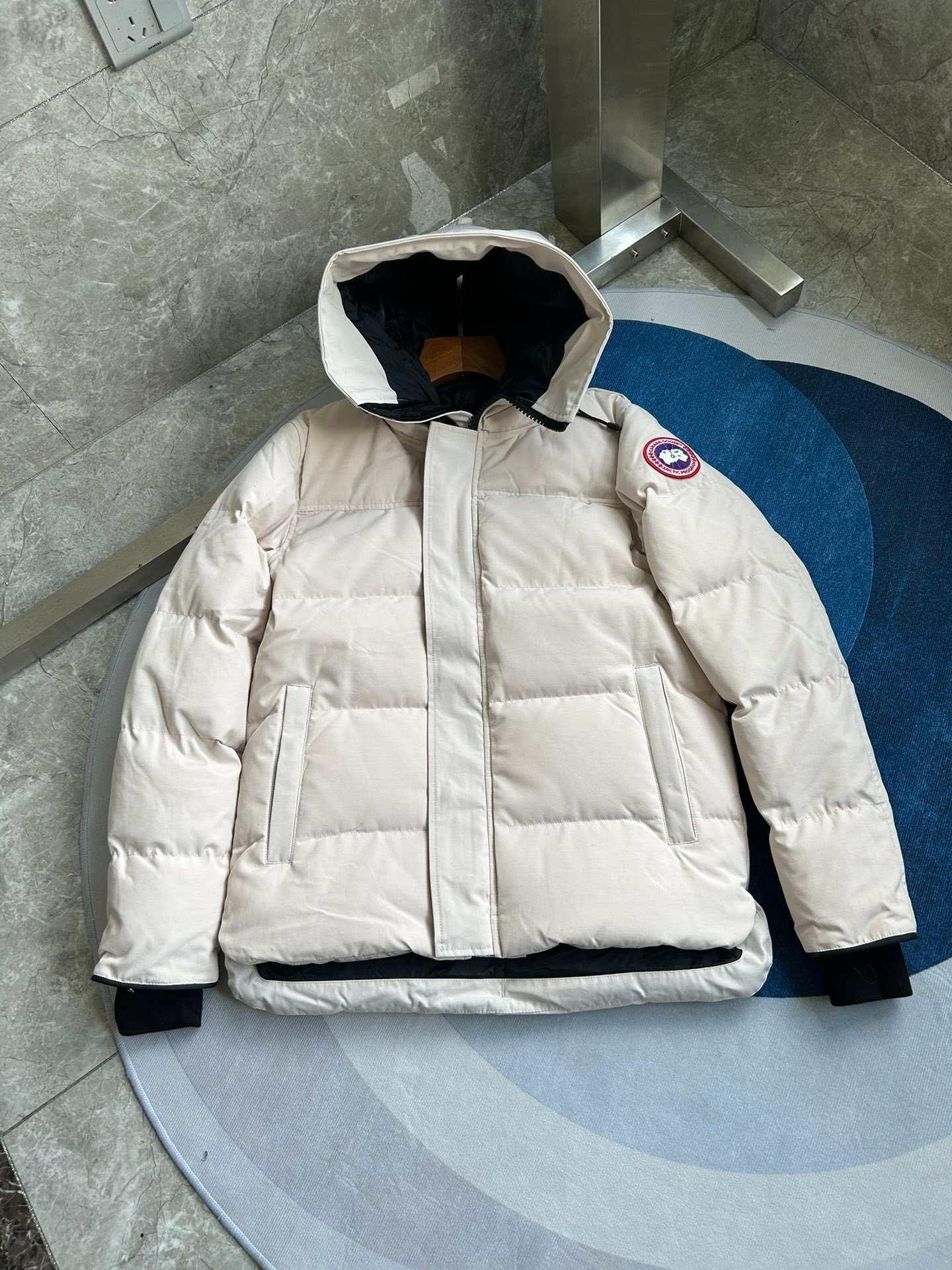 Canada Goose MacMillan White Jacket - Afbeelding 4