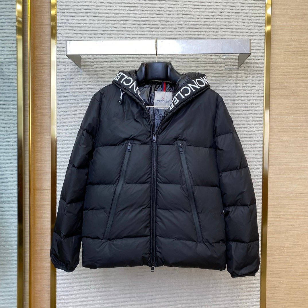 Moncler Black Montcla Hooded Short Down Jacket - Afbeelding 2
