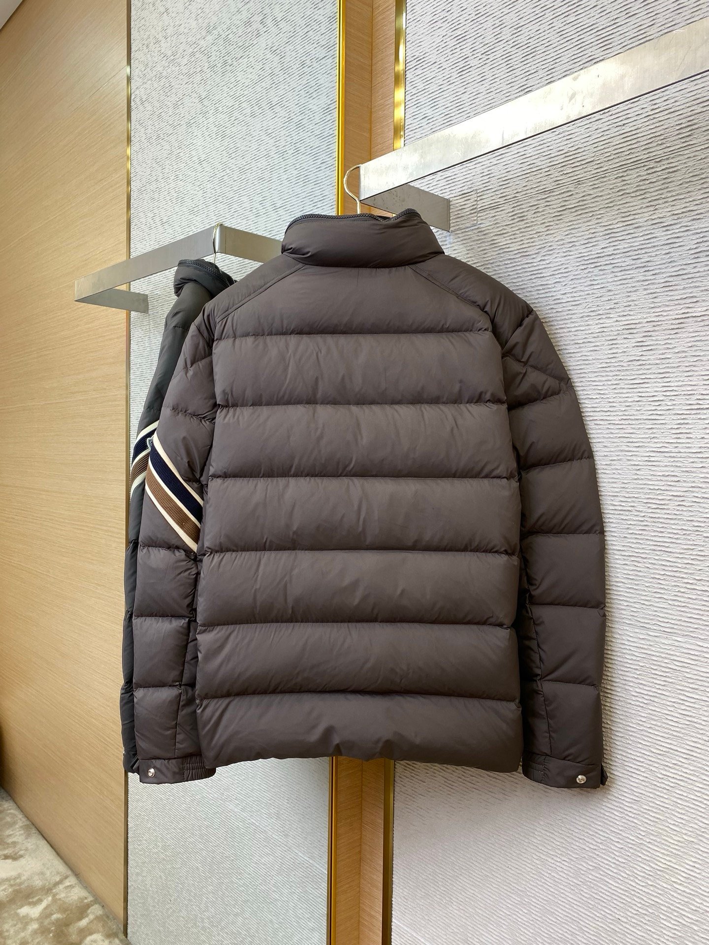 Moncler Brown Solayan Down Jacket - Afbeelding 7