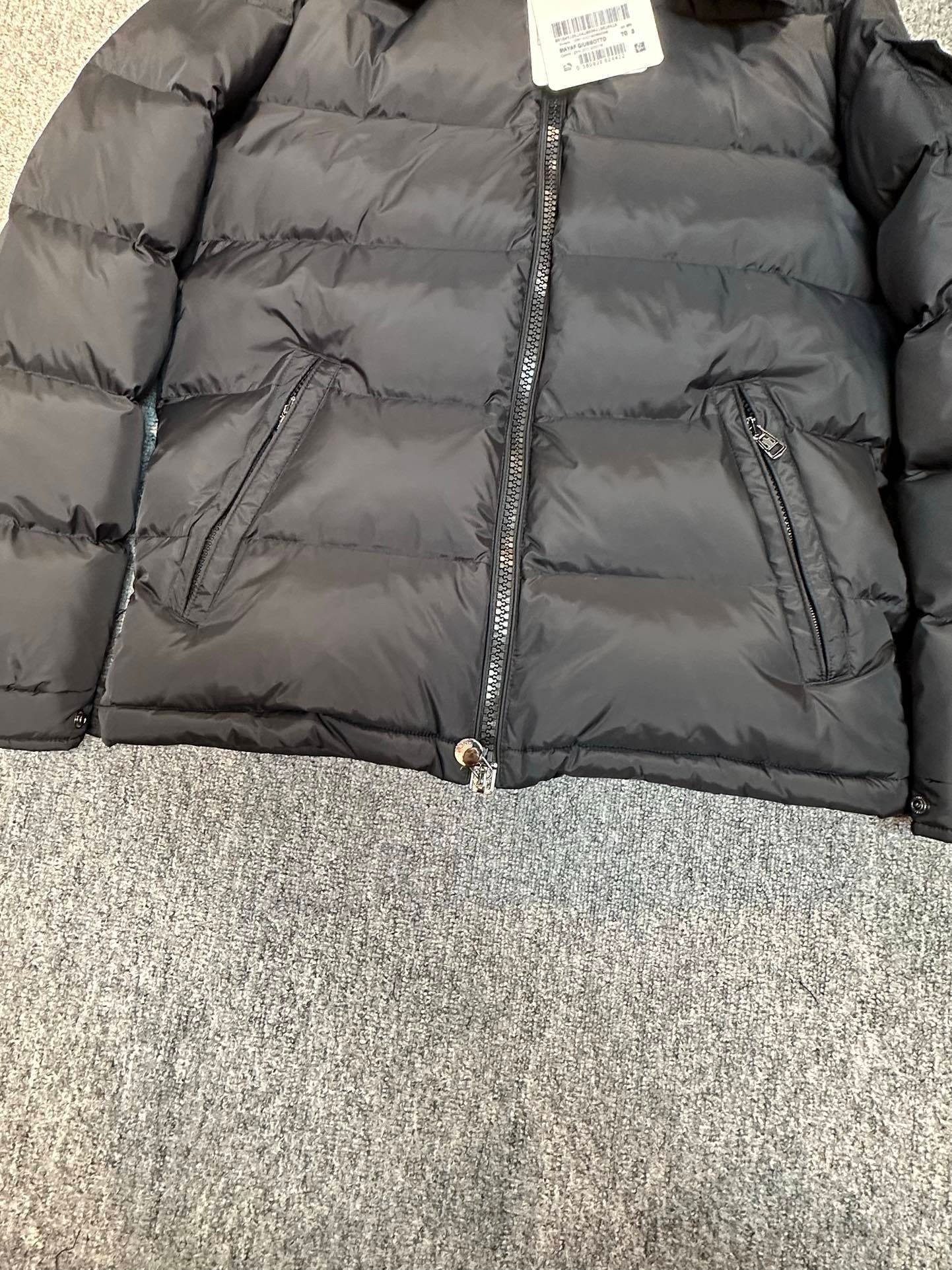 Moncler Sassiere Quilted Shell Hooded Down Jacket Black - Afbeelding 7
