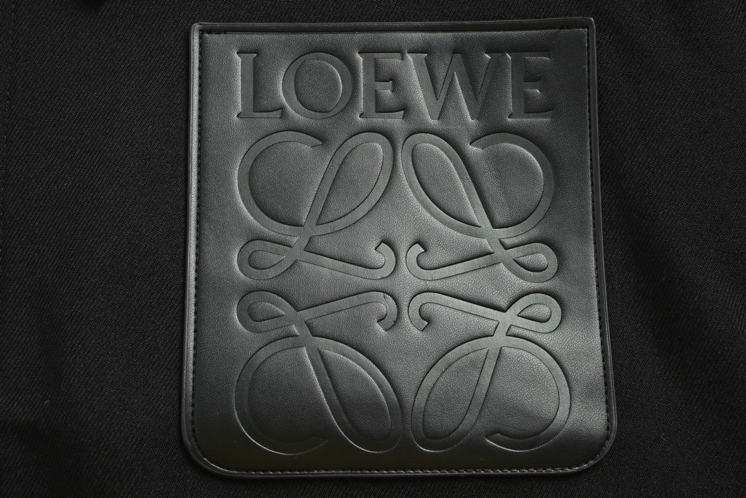 Loewe Hooded Anagram Zip Parka In Black - Afbeelding 4