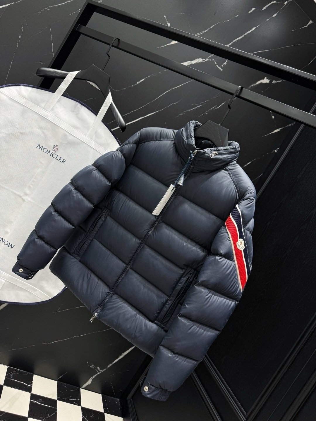 Moncler Navy Solayan Down Jacket - Afbeelding 3