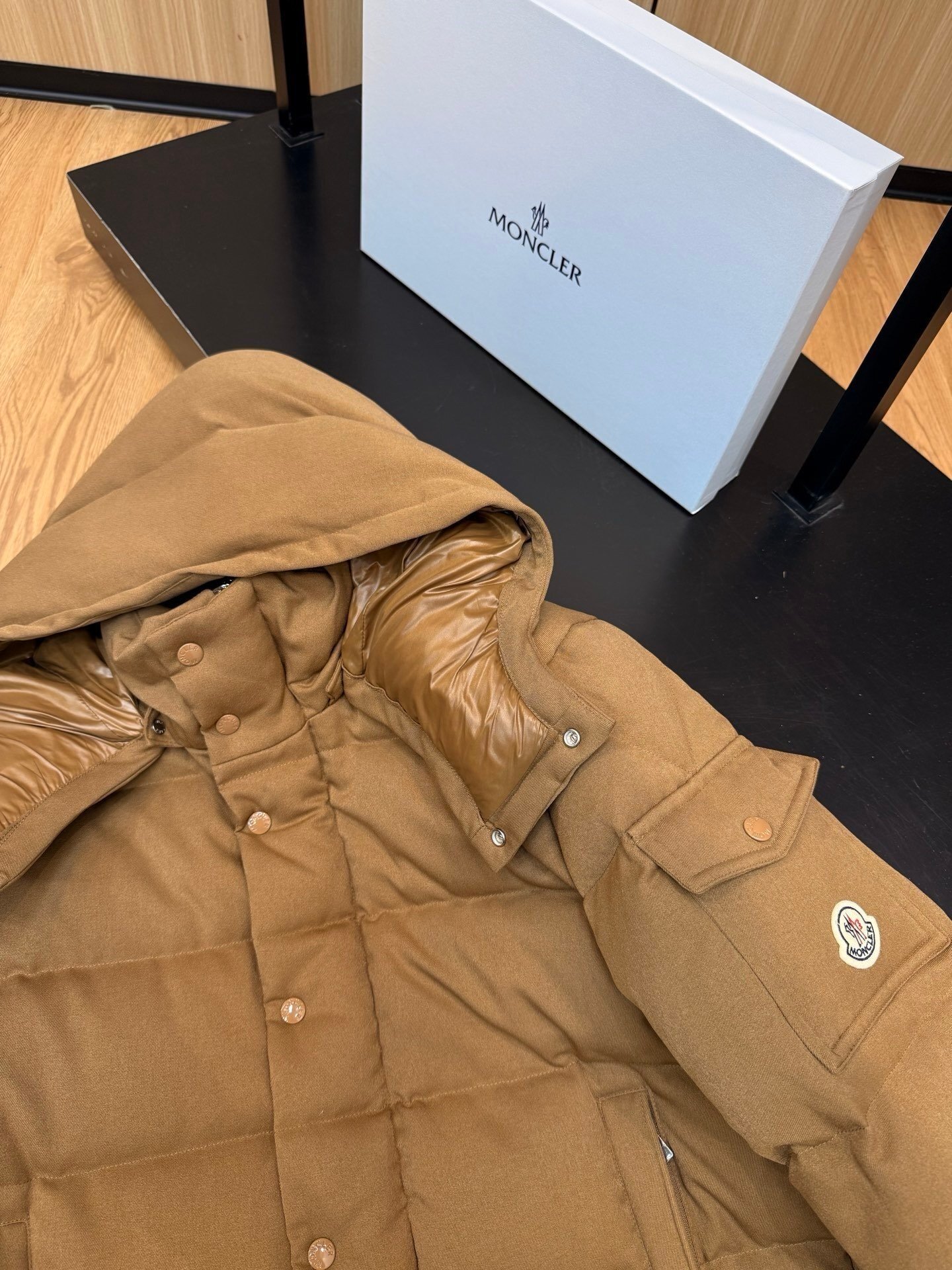 Moncler Vezere Down Jacket Beige - Afbeelding 4
