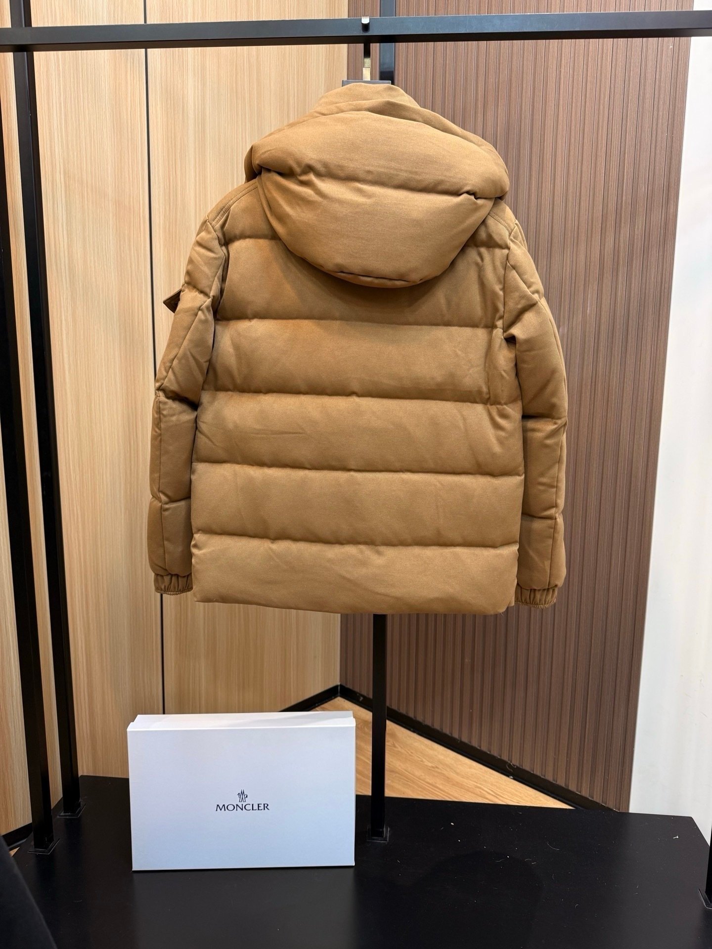 Moncler Vezere Down Jacket Beige - Afbeelding 5