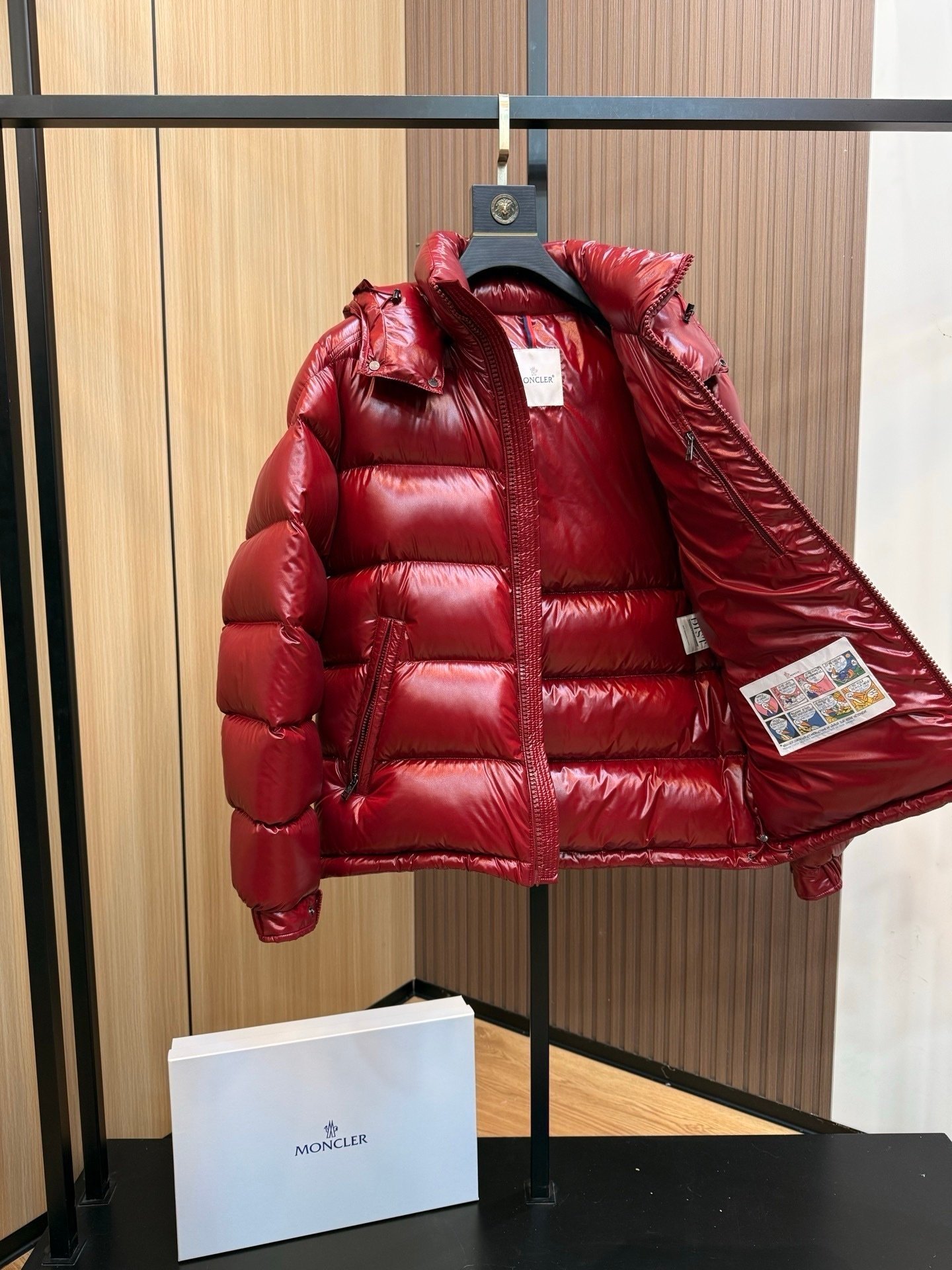 Moncler Maya Hooded Down Jacket Burgundy - Afbeelding 5