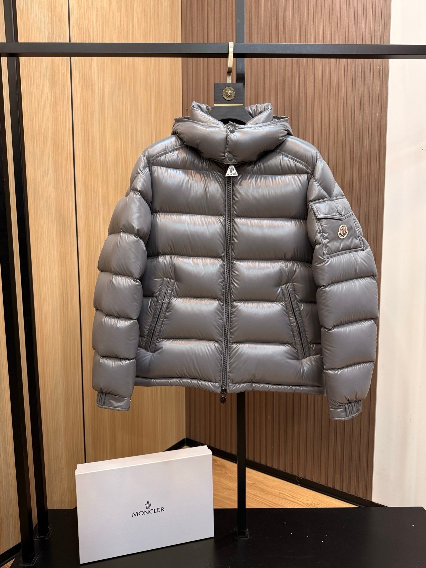 Moncler Maya Hooded Down Jacket Grey - Afbeelding 2