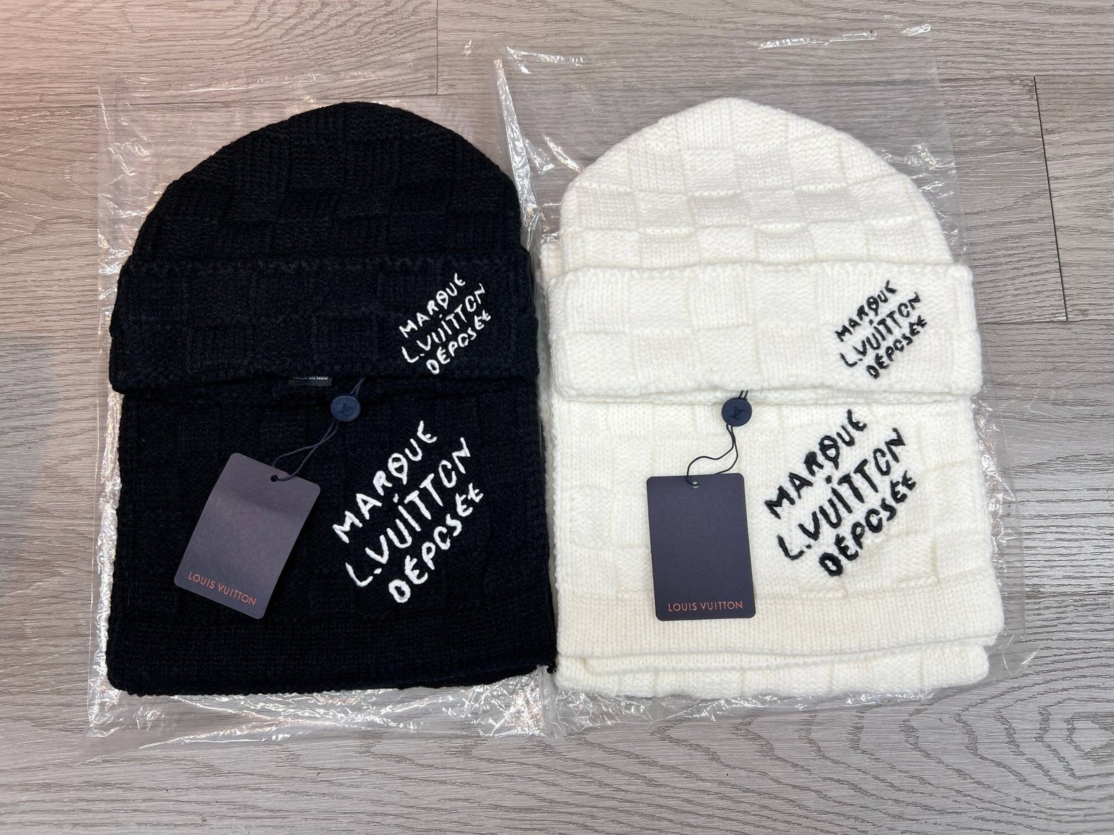 Louis Vuitton Damier Snug Sjaal & Muts Sets - Afbeelding 2