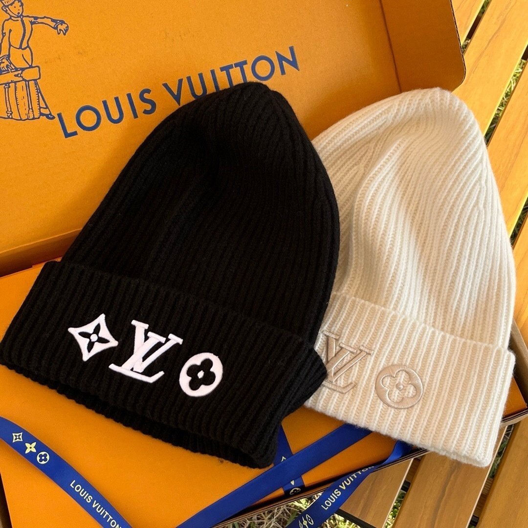Louis Vuitton Wool Logo Beanie