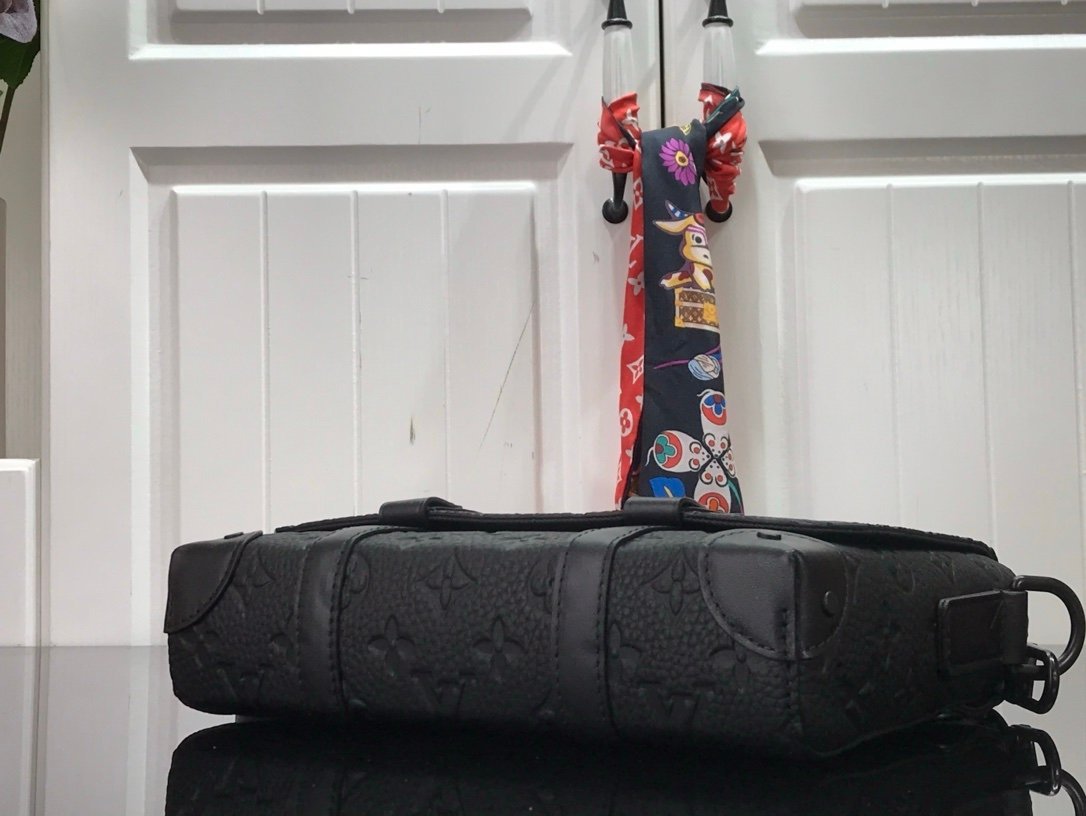 Louis Vuitton Trunk Messenger Bag Monogram 3D Black - Afbeelding 5
