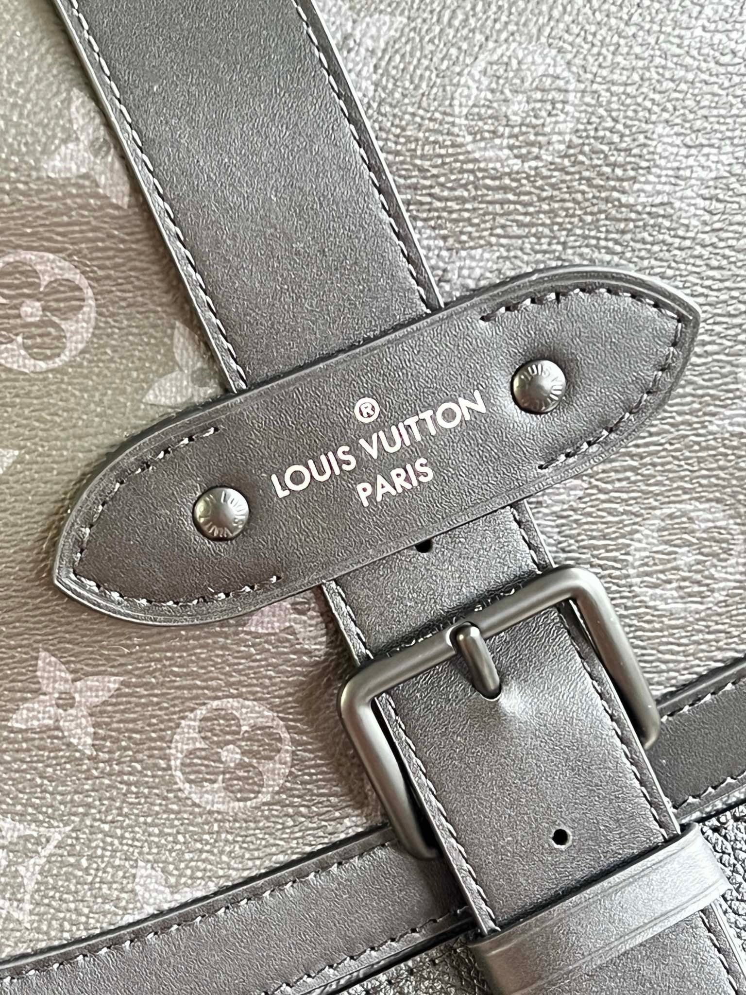 Louis Vuitton Saumur Messenger Black - Afbeelding 6