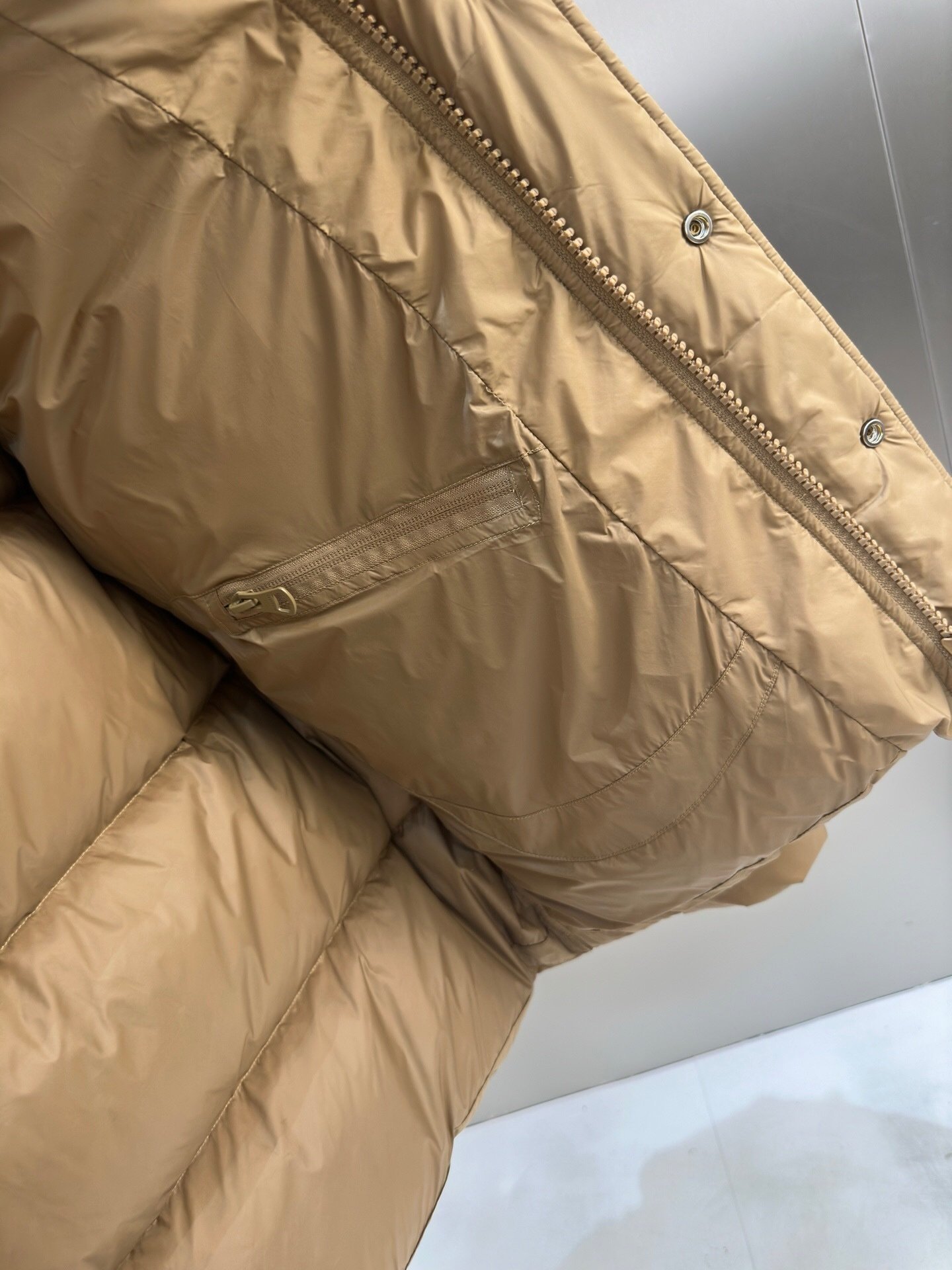 Burberry Halsby Puffer Down Jacket Beige - Afbeelding 7