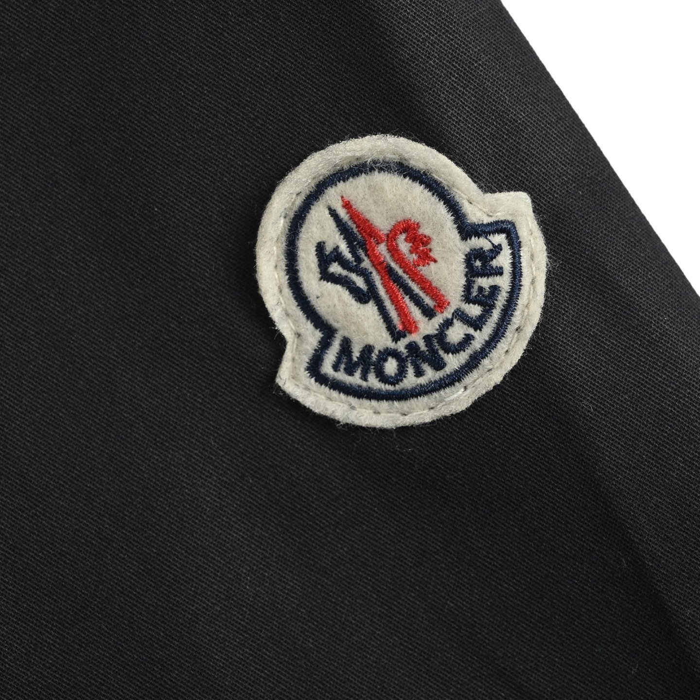 Moncler Black Cotton Gabardine Short Sleeve T-Shirt - Afbeelding 4
