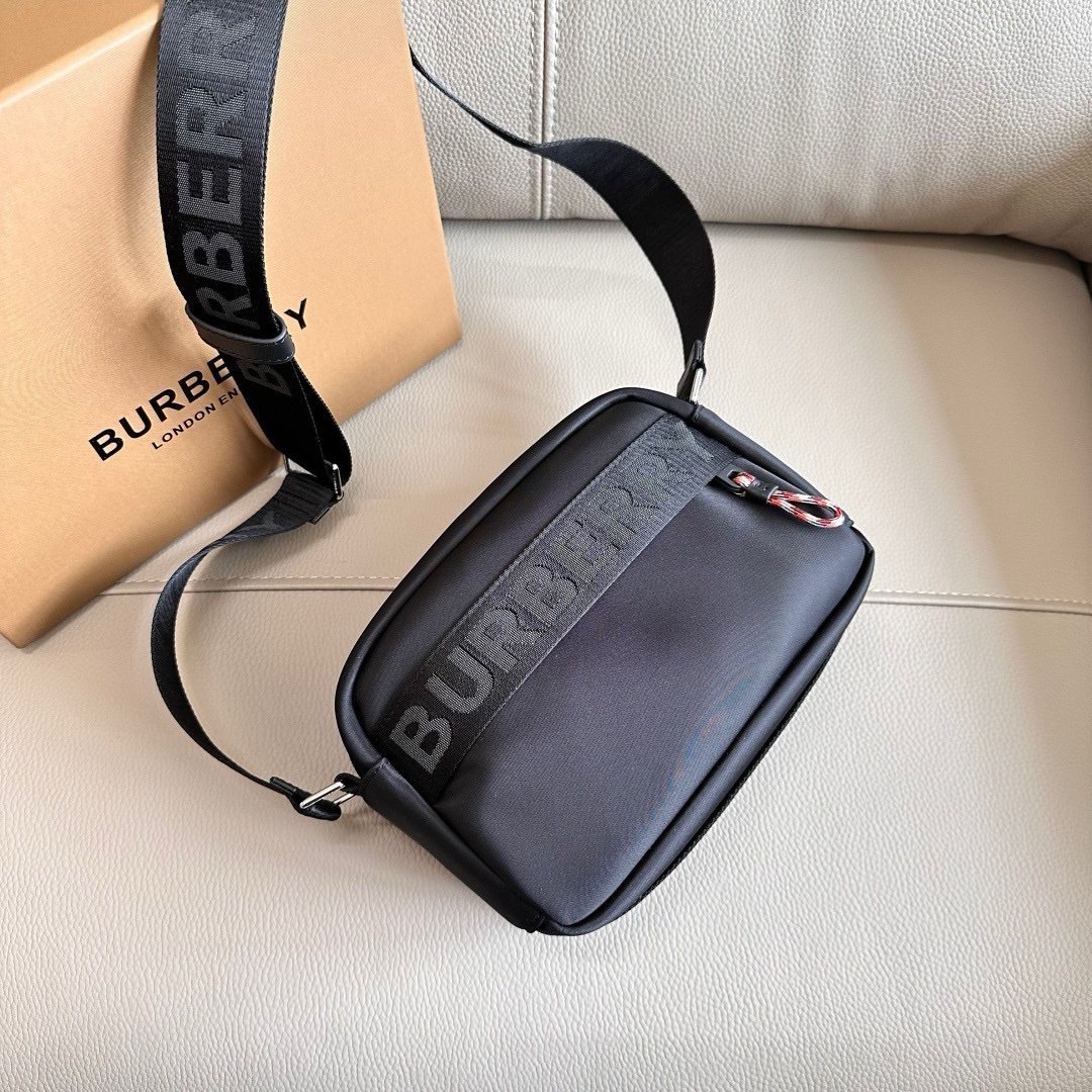 Burberry Nylon Logo Detail Crossbody Bag Black - Afbeelding 2