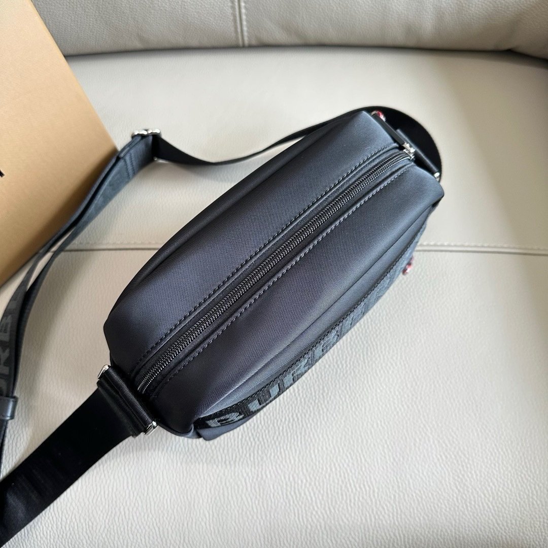 Burberry Nylon Logo Detail Crossbody Bag Black - Afbeelding 3