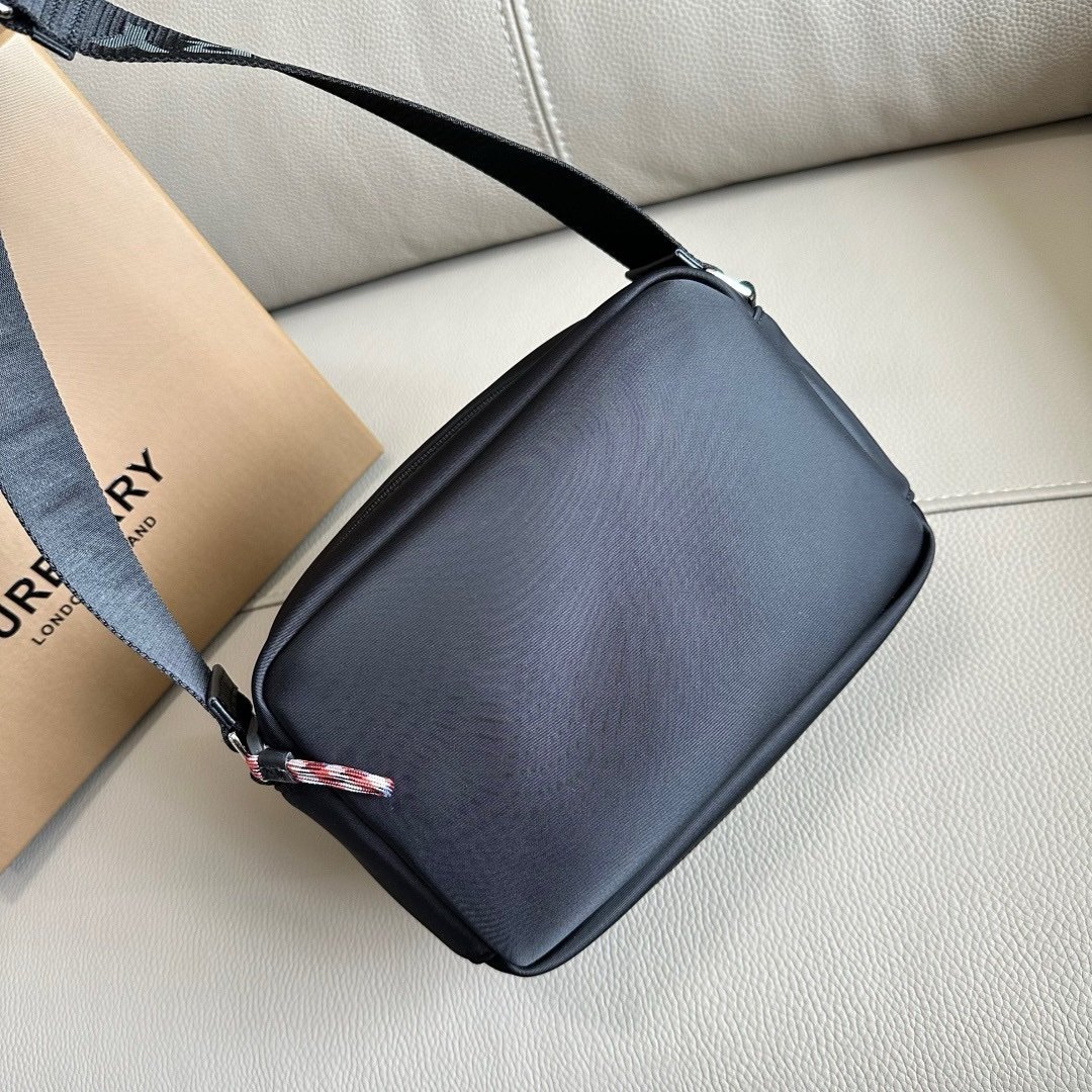 Burberry Nylon Logo Detail Crossbody Bag Black - Afbeelding 4
