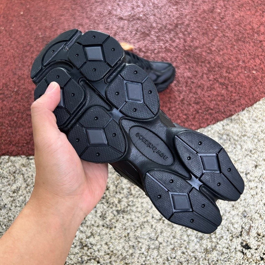 New Balance 9060 Triple Black Leather - Afbeelding 8