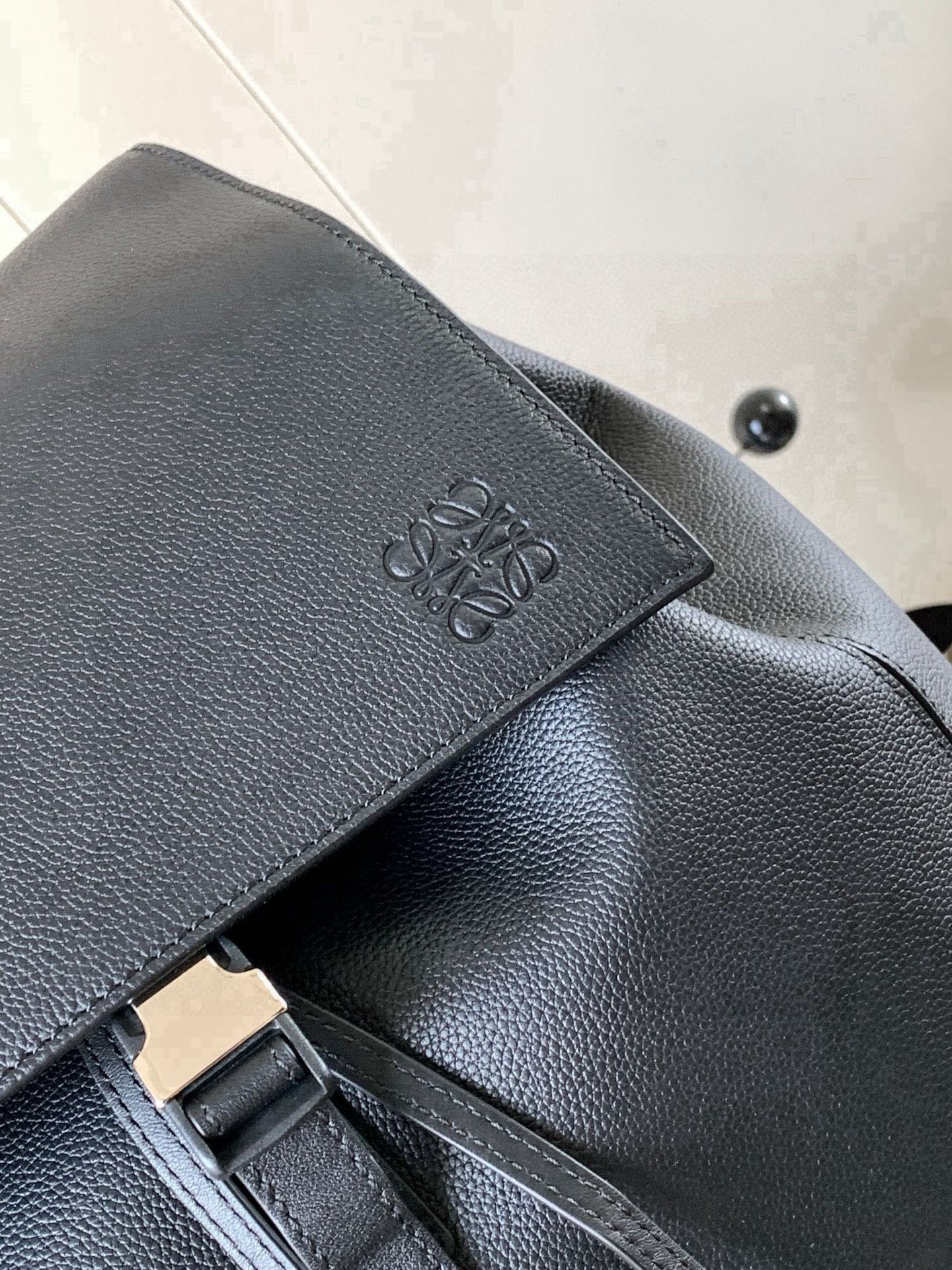 Loewe Men’s Puzzle Leather Backpack Black - Afbeelding 7
