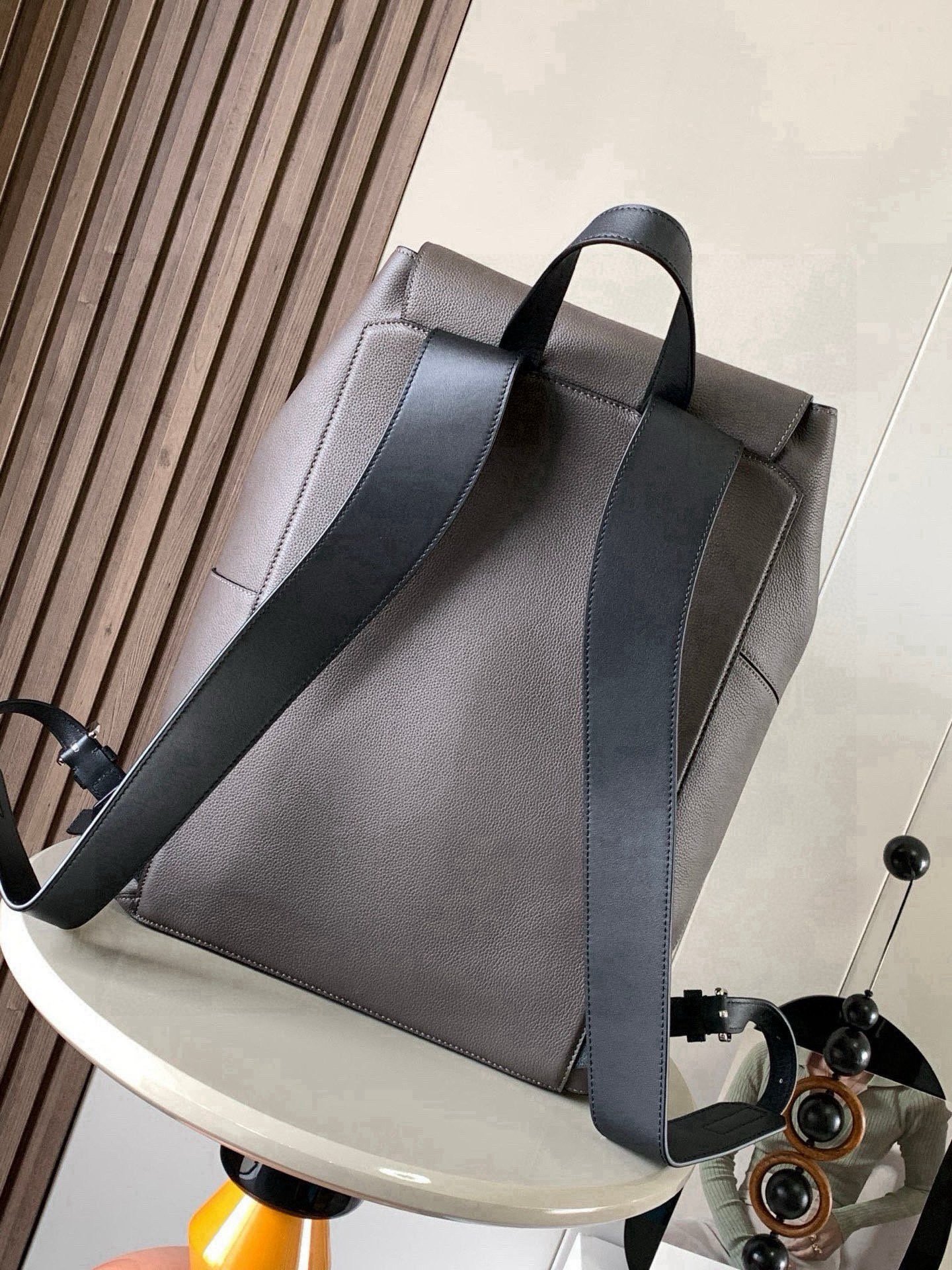 Loewe Men’s Puzzle Leather Backpack - Afbeelding 5