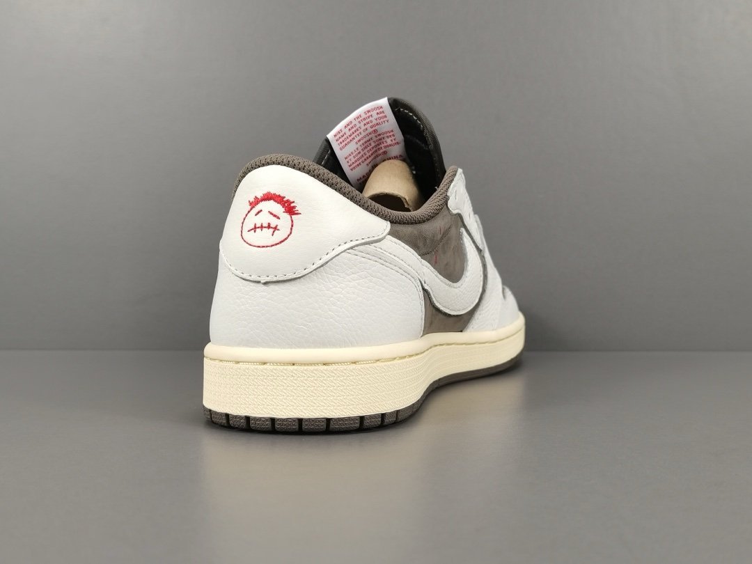 Jordan 1 Retro Low OG SP
Travis Scott Reverse Mocha - Afbeelding 6