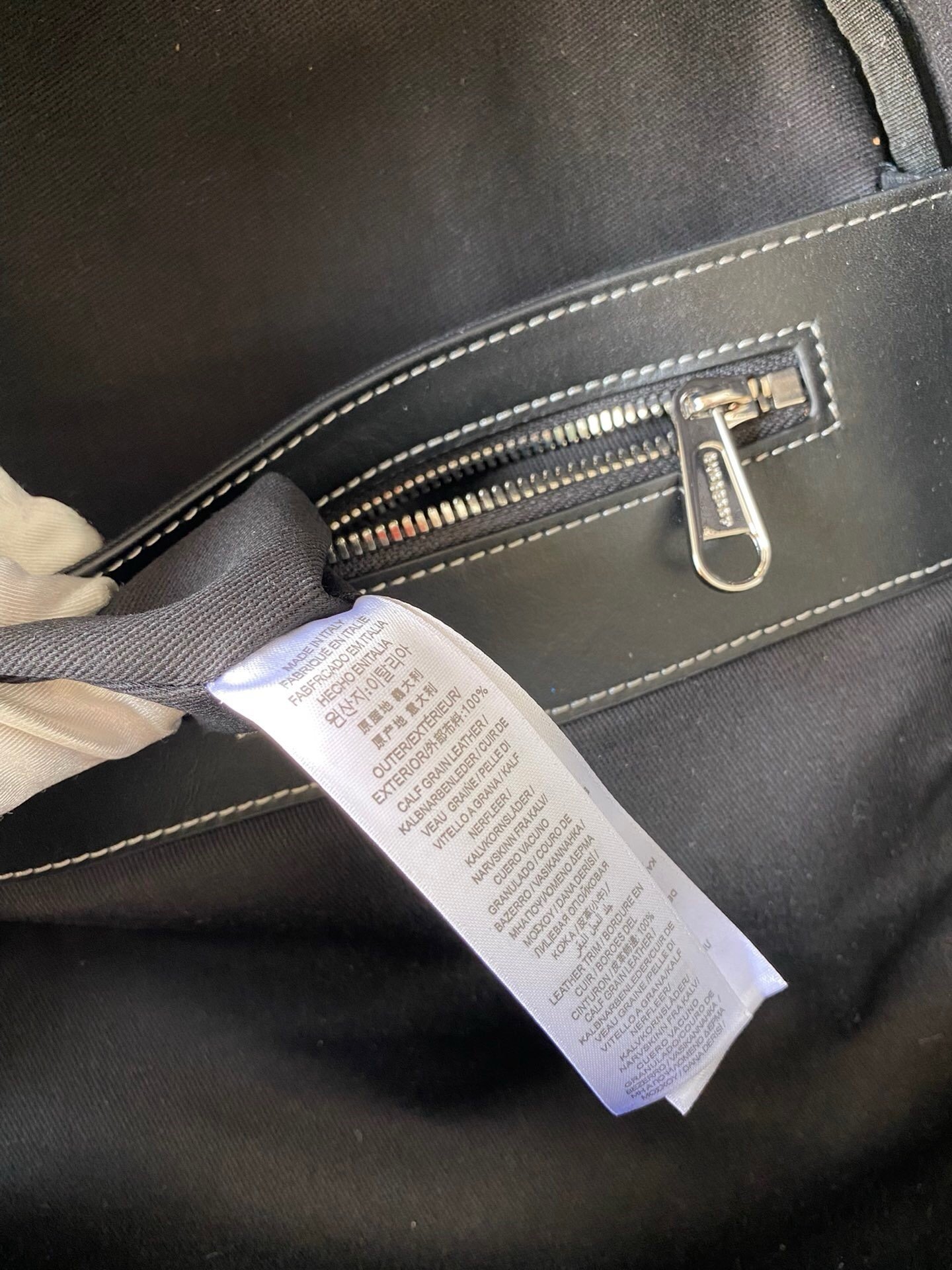 Louis Vuitton Christopher
Monogram Eclipse Reverse PM Gray Backpack - Afbeelding 6