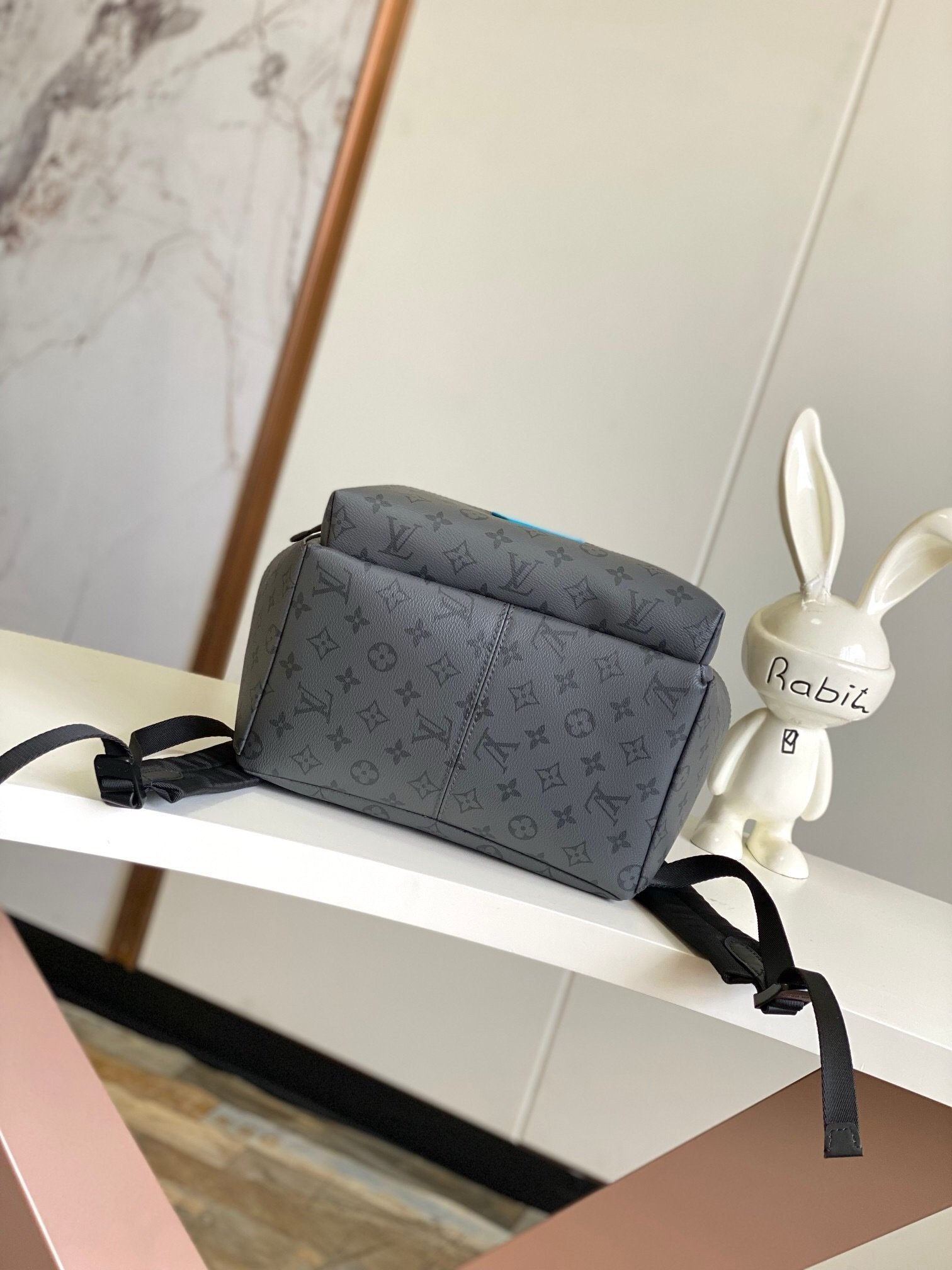 Louis Vuitton Discovery Monogram Backpack Grey - Afbeelding 5
