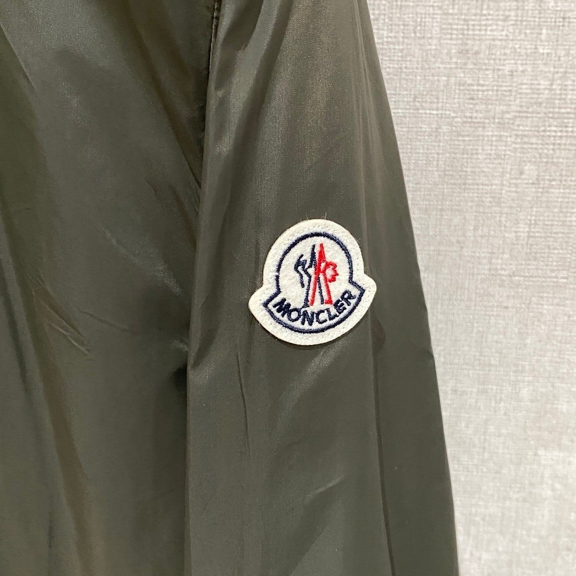 Moncler Grimpeurs Windbreaker Jacket In Green - Afbeelding 4