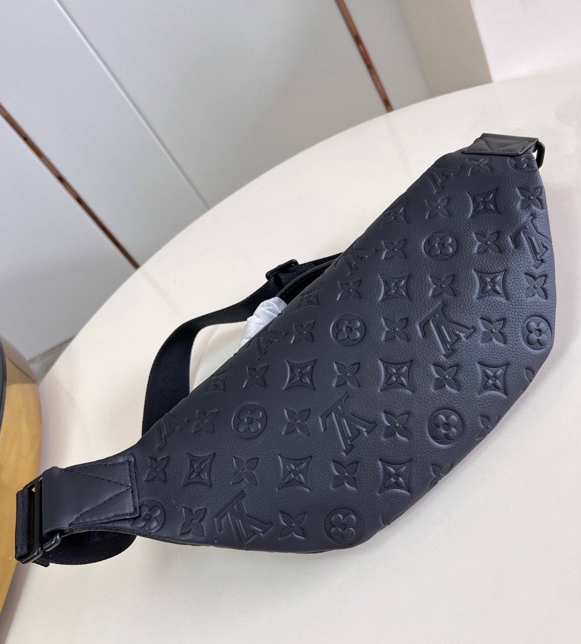 Louis Vuitton Rush Bumbag Monogram Shadow Leather - Afbeelding 6