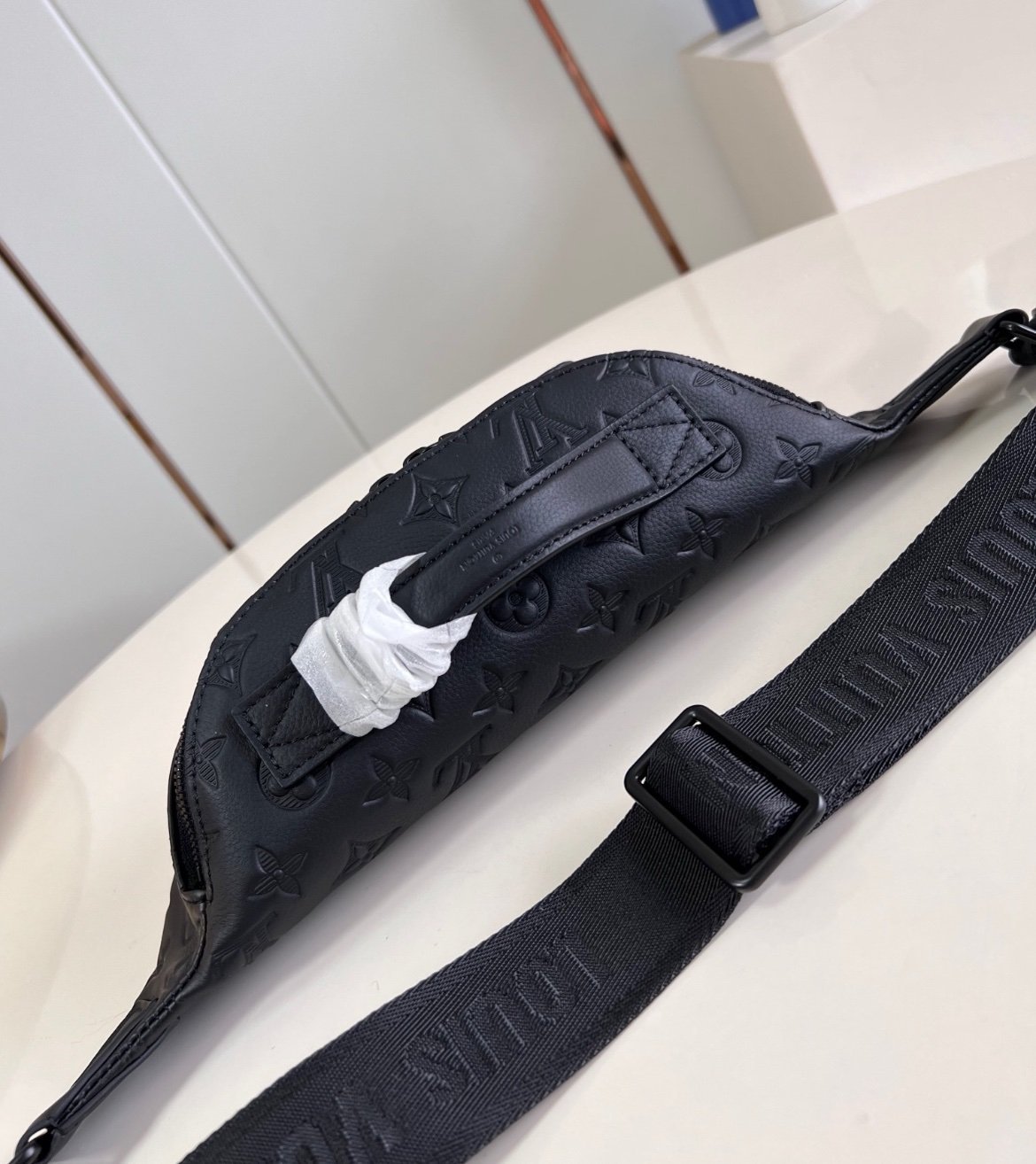 Louis Vuitton Rush Bumbag Monogram Shadow Leather - Afbeelding 9