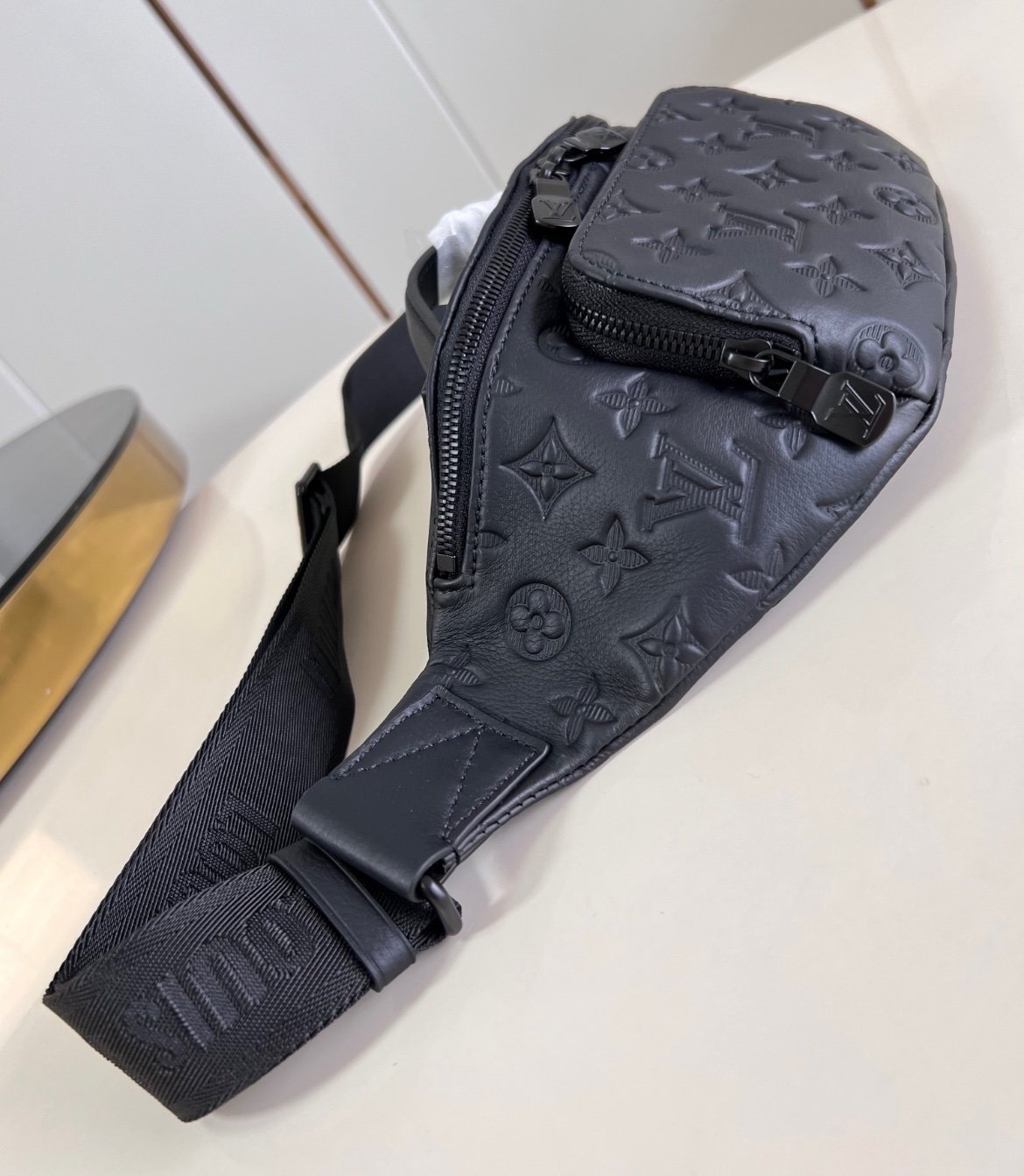 Louis Vuitton Rush Bumbag Monogram Shadow Leather - Afbeelding 10