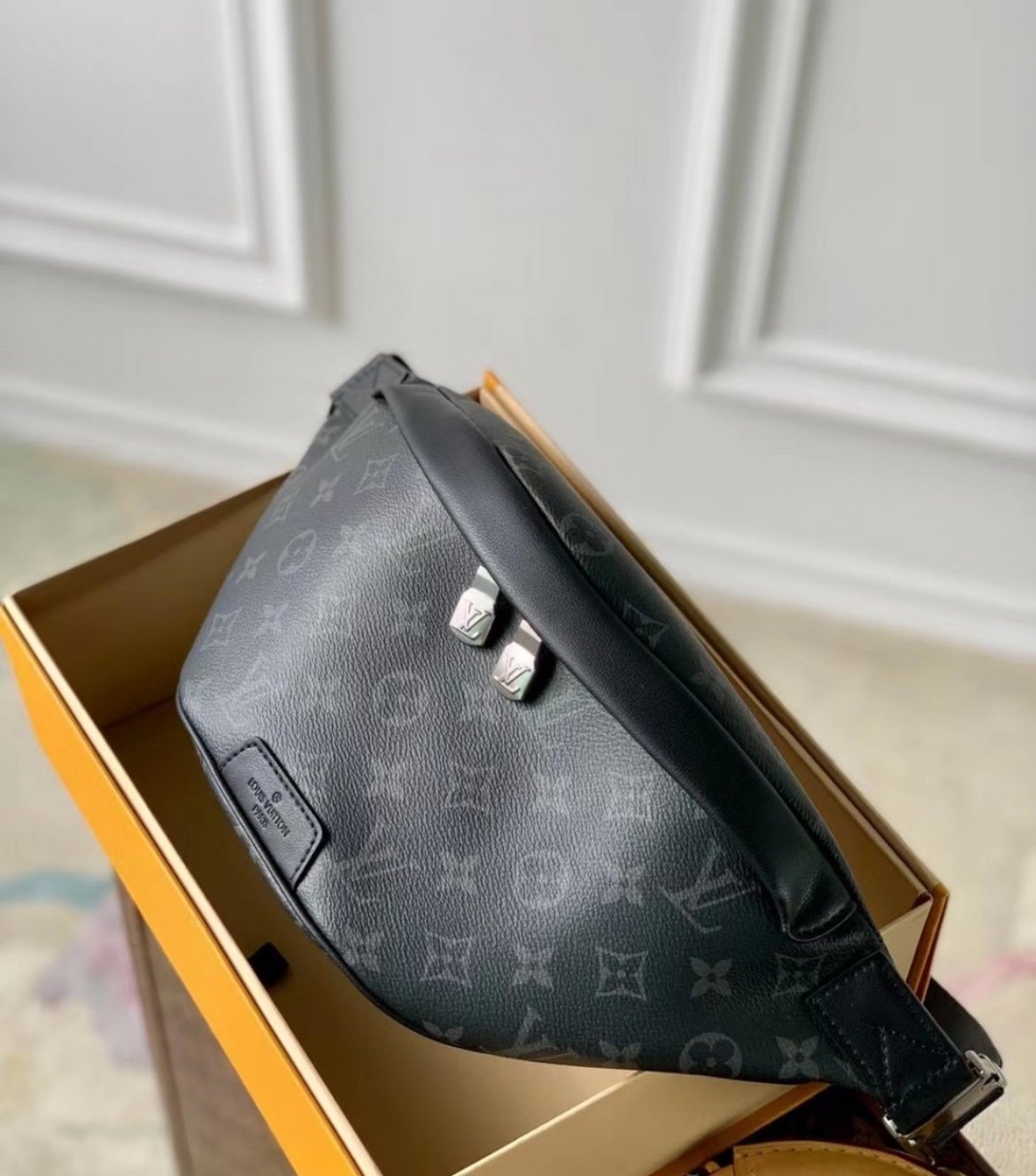 Louis Vuitton Bumbag PM Monogram Eclipse - Afbeelding 2
