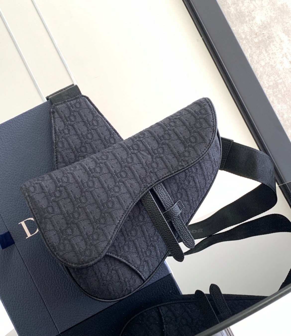 Dior Oblique Jacquard Canvas Black Crossbody Bag - Afbeelding 2