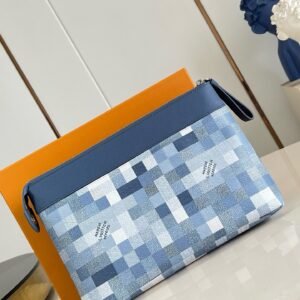 Alternative view of Louis Vuitton Voyage D16 New In Blue