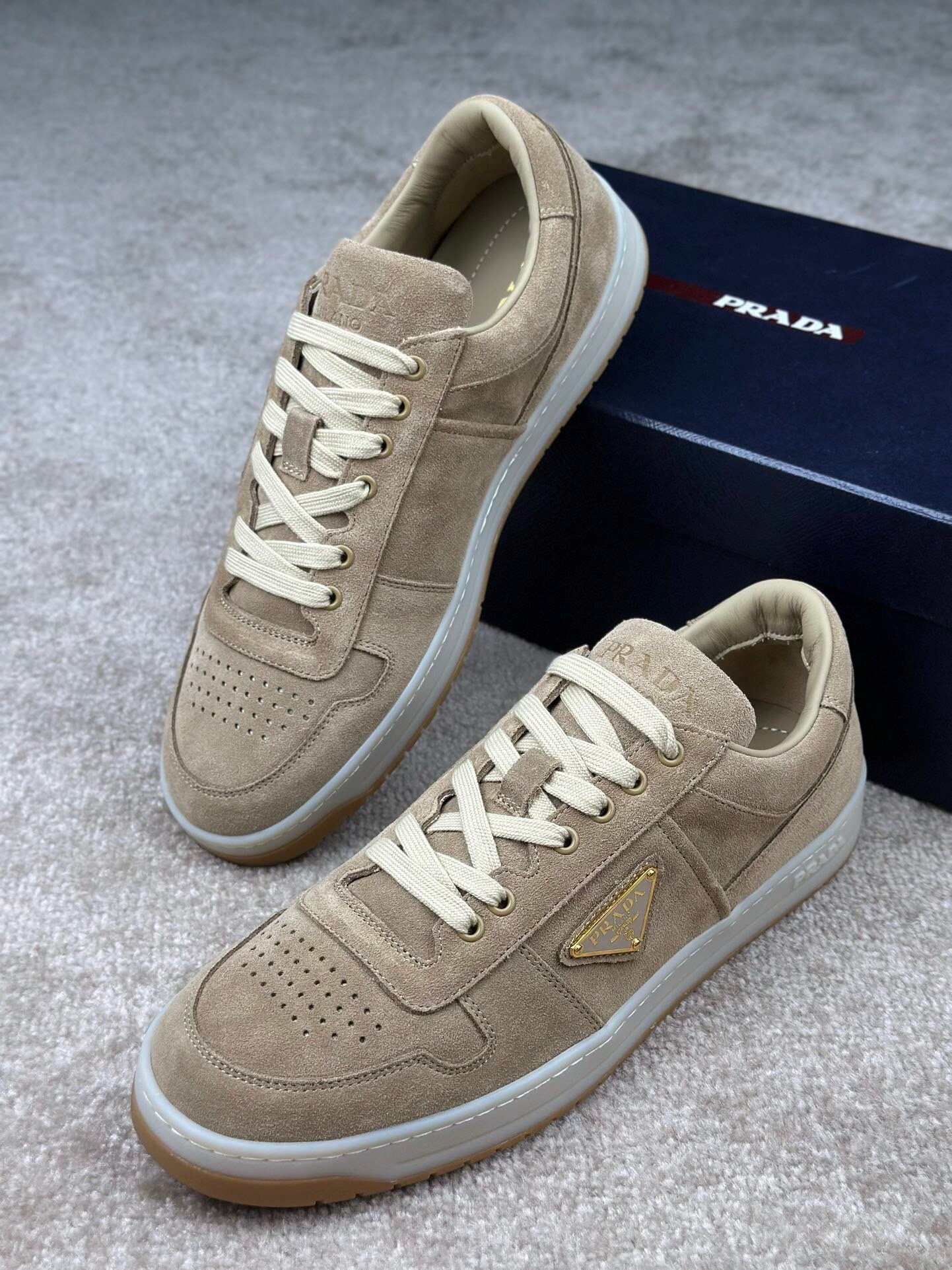 Prada Downtown Delavé Beige Suede - Afbeelding 3