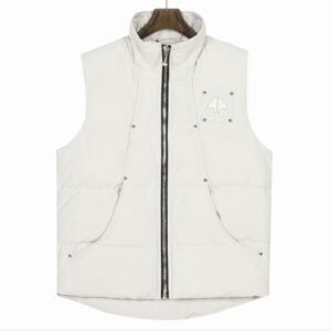 Alternative view of Moose Knuckles Montreal Bodywarmer In White