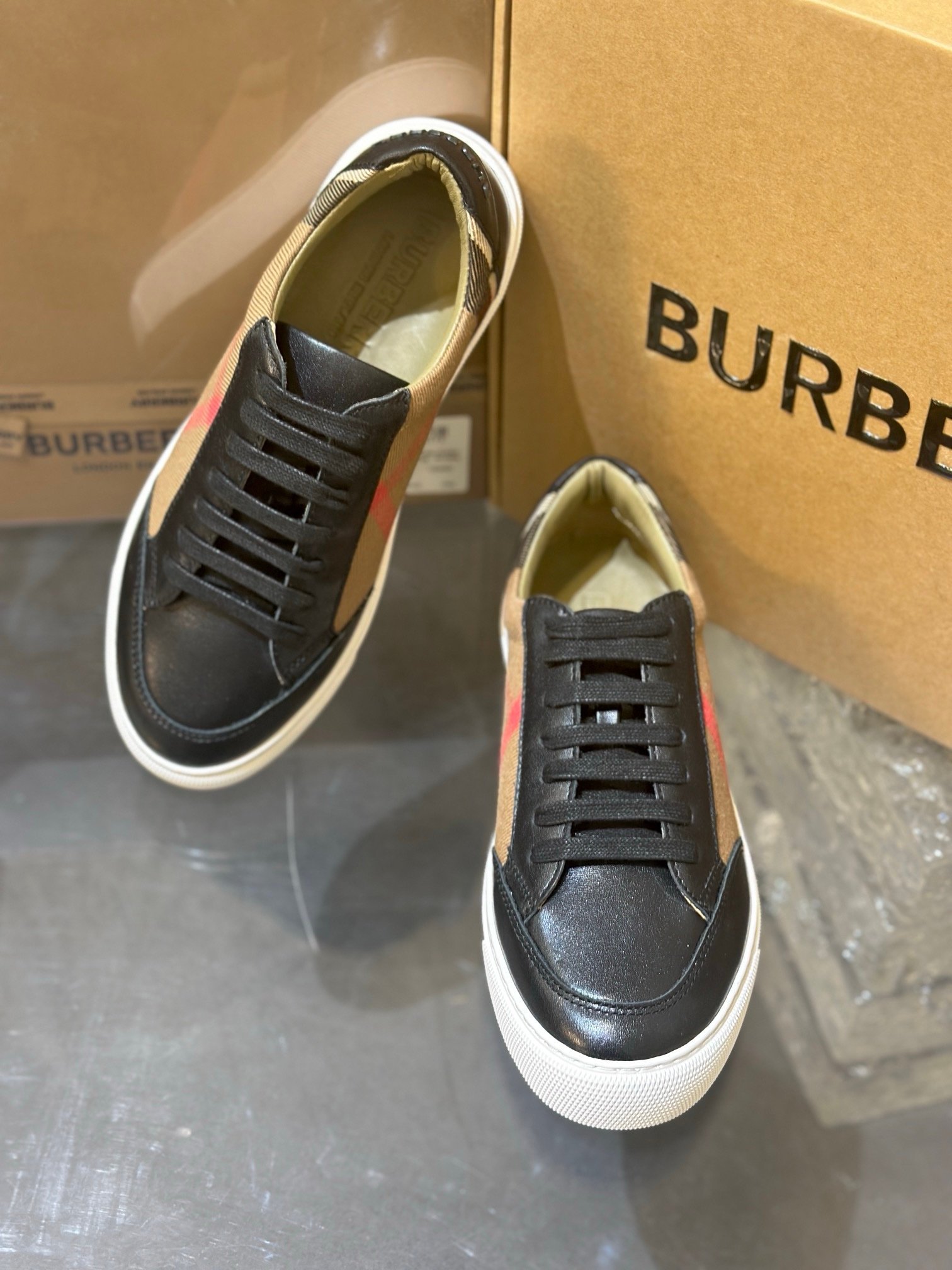 Burberry Black Housecheck Canvas Sneaker - Afbeelding 4
