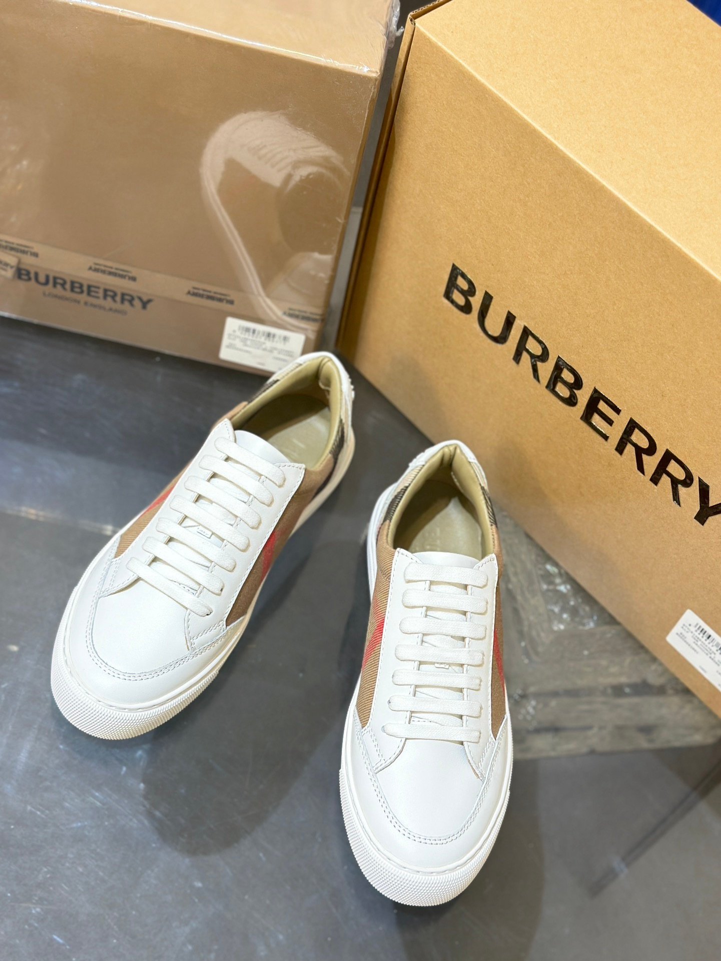 Burberry White Housecheck Canvas Sneakers - Afbeelding 6