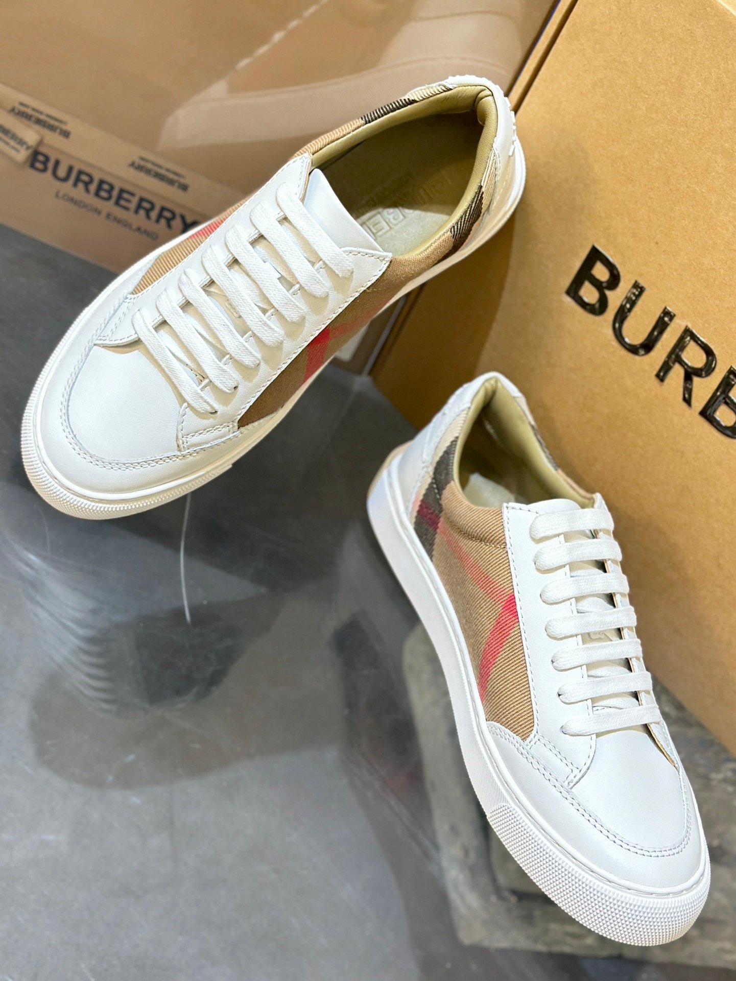 Burberry White Housecheck Canvas Sneakers - Afbeelding 7