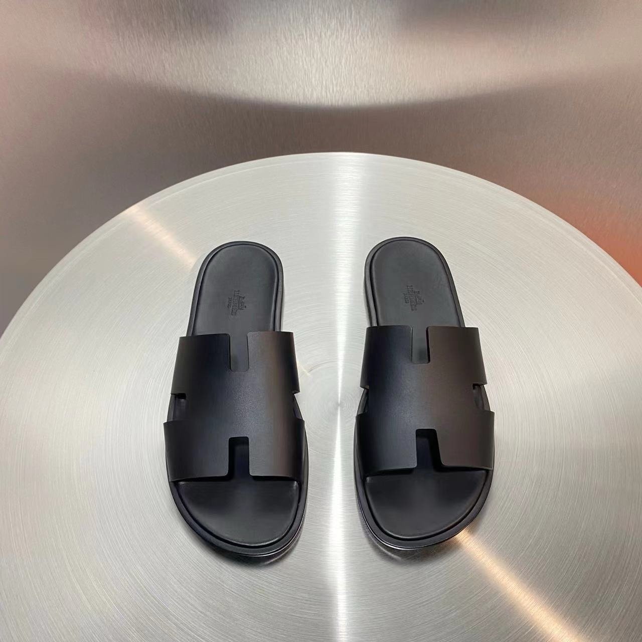 Hermes Izmir Black
Epsom Calfskin Heather - Afbeelding 7